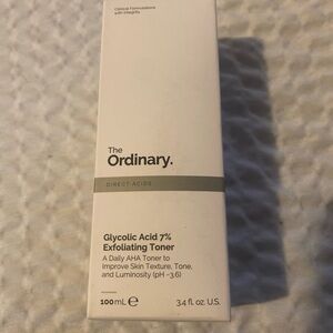 The Ordinary Glycolic Acid 7% Exfoliating Toner - White